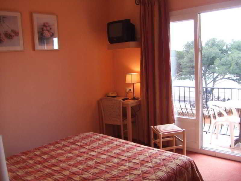 Hotel Le Provencal Logishotels Les Issambres Bagian luar foto