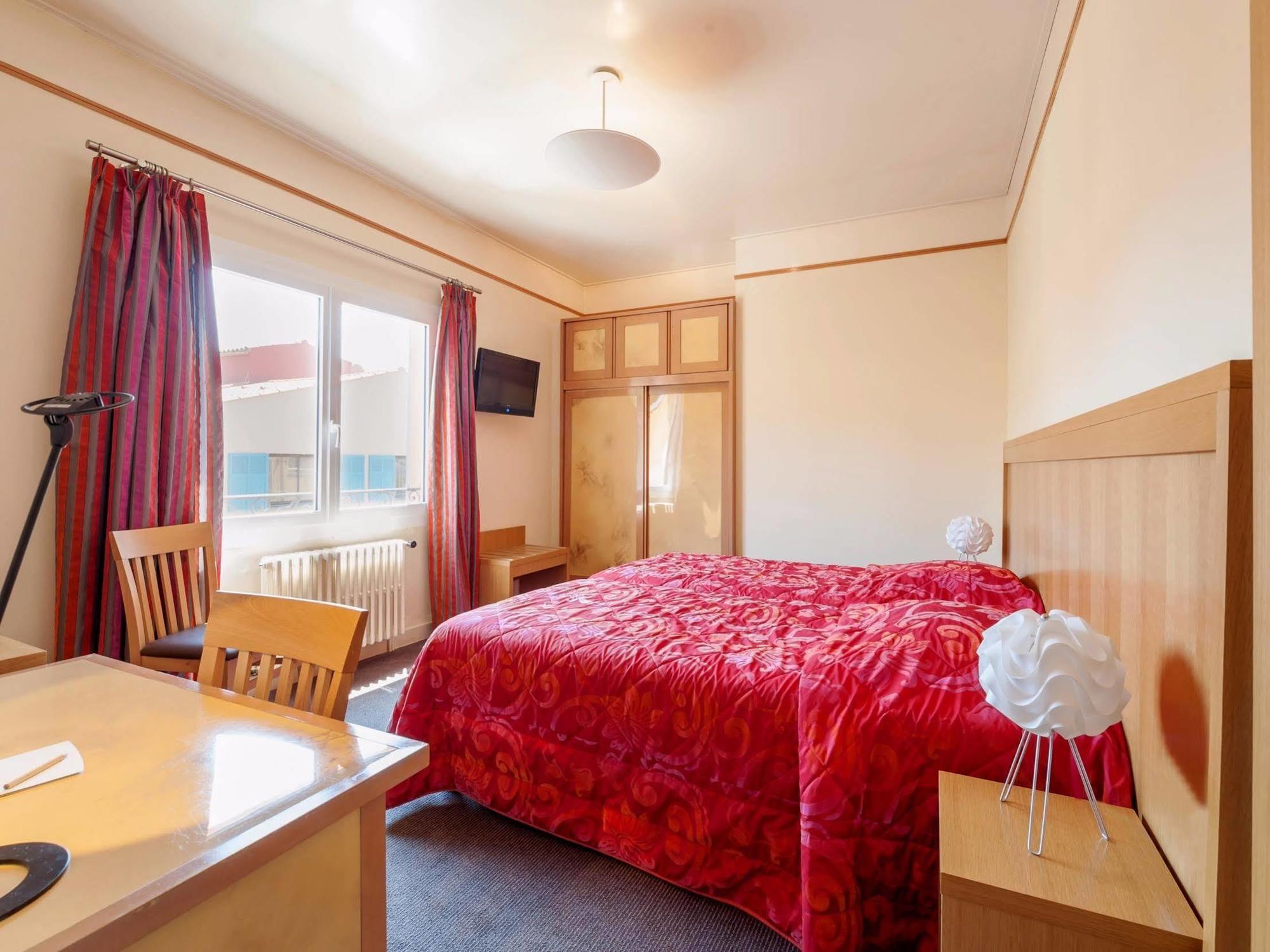Hotel Le Provencal Logishotels Les Issambres Bagian luar foto