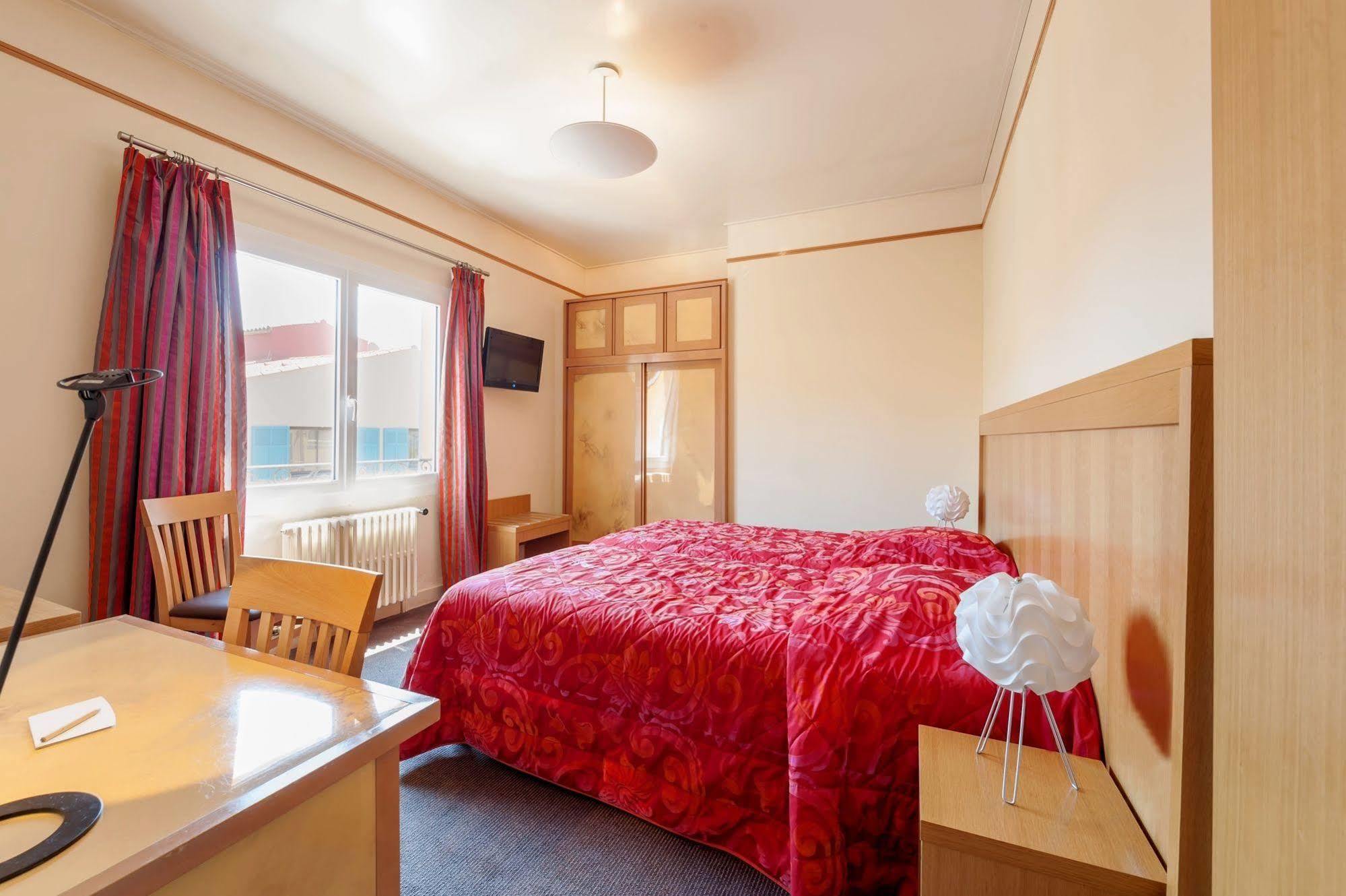 Hotel Le Provencal Logishotels Les Issambres Bagian luar foto
